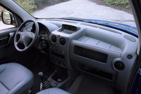 berlingo_2002_interieur_2_0.jpg