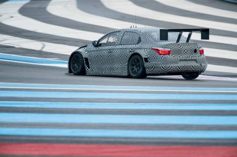 c-elysee_wtcc_2016_camouflage_pour_essais_2.jpg